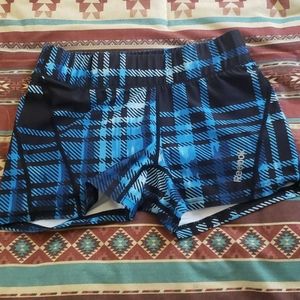 Reebok size s workout shorts